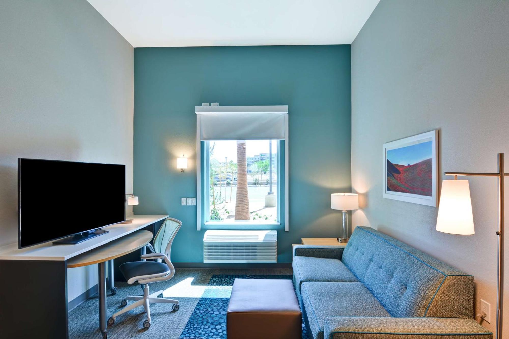 Home2 Suites By Hilton Palmdale Exterior photo